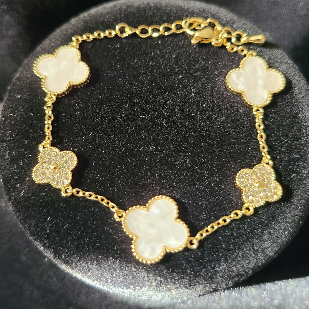 Clover Bracelet